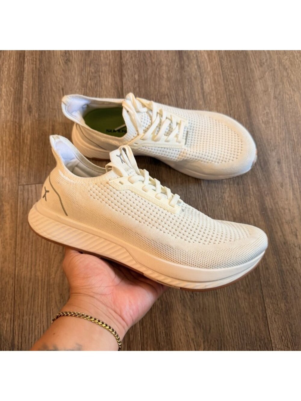 Flux Adapt Run White Gum Men 9  Women 9.5 Running Athletic Walking Knit Shoes